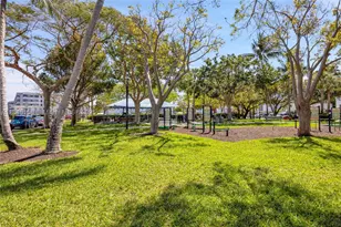 7441 Wayne, Miami Beach, FL 33141 - Photo 17