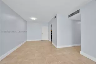 7441 Wayne, Miami Beach, FL 33141 - Photo 27