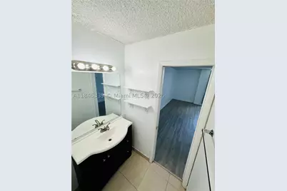 2020 NE 135th #807, North Miami, FL 33181 - Photo 11