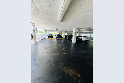 2020 NE 135th #807, North Miami, FL 33181 - Photo 17