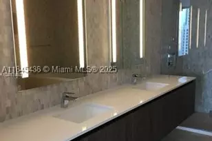 88 SW 7th, Miami, FL 33130 - Photo 3