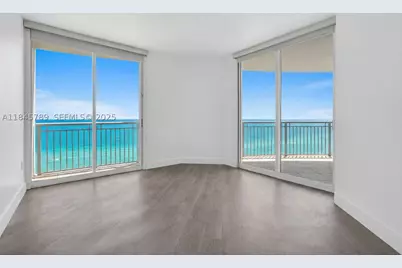 17375 Collins #2501, Sunny Isles Beach, FL 33160 - Photo 9