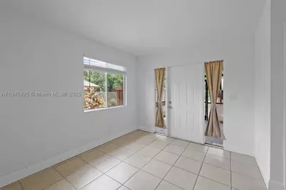 6322 Royal Woods, Fort Myers, FL 33908 - Photo 5