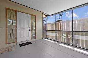 6322 Royal Woods, Fort Myers, FL 33908 - Photo 3