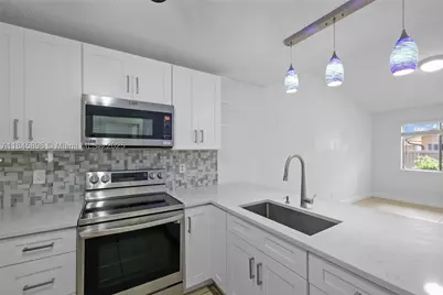 6322 Royal Woods, Fort Myers, FL 33908 - Photo 9