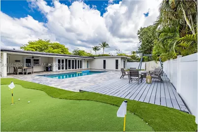 19810 NE 22nd, Miami, FL 33180 - Photo 27
