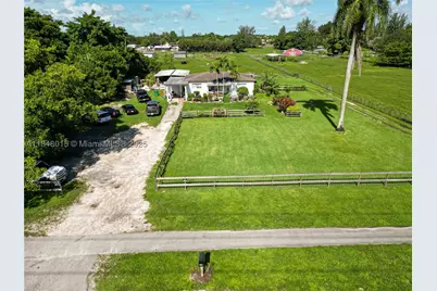 1921 SW 112th, Davie, FL 33325 - Photo 17