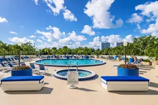 3701 N Country Club, Aventura, FL 33180 - Photo 9