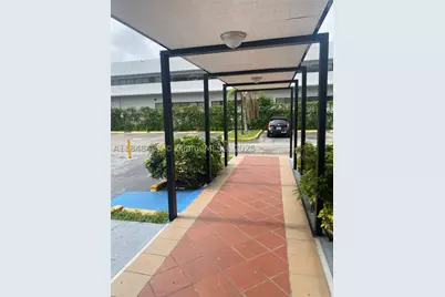 16450 NW 2nd #404, Miami, FL 33169 - Photo 3