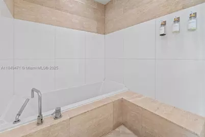 1445 16th #602, Miami Beach, FL 33139 - Photo 29