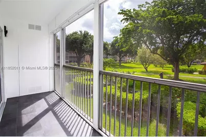 13250 SW 7th #204L, Pembroke Pines, FL 33027 - Photo 29