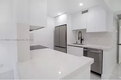 13250 SW 7th #204L, Pembroke Pines, FL 33027 - Photo 3