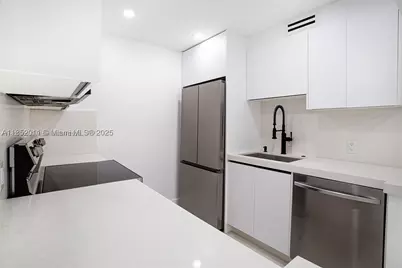 13250 SW 7th #204L, Pembroke Pines, FL 33027 - Photo 9