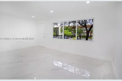 13250 SW 7th #204L, Pembroke Pines, FL 33027 - Photo 17