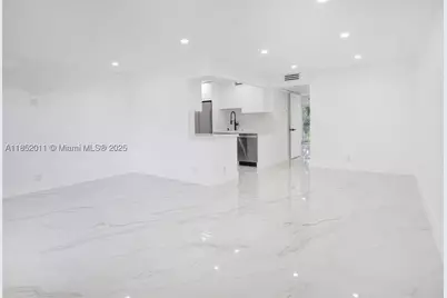 13250 SW 7th #204L, Pembroke Pines, FL 33027 - Photo 15