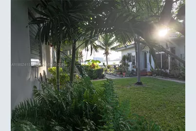 2200 Bay #3, Miami Beach, FL 33141 - Photo 27