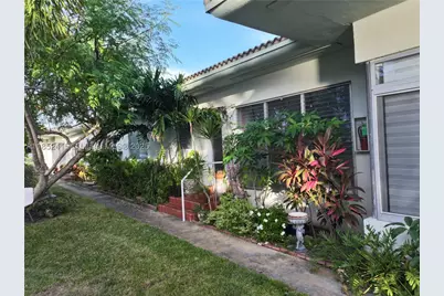 2200 Bay #3, Miami Beach, FL 33141 - Photo 25