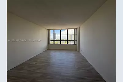500 Three Islands #715, Hallandale Beach, FL 33009 - Photo 9
