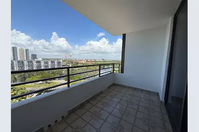 500 Three Islands #715, Hallandale Beach, FL 33009 - Photo 3