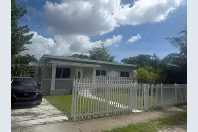985 NE 146th, North Miami, FL 33161 - Photo 3