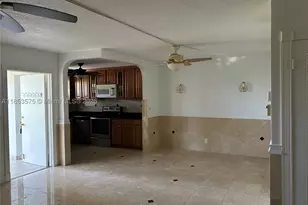 501 Blue Heron, Hallandale Beach, FL 33009 - Photo 9
