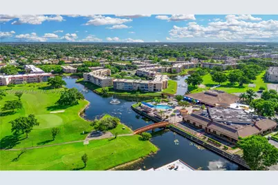 9461 Sunrise Lakes #207, Sunrise, FL 33322 - Photo 19