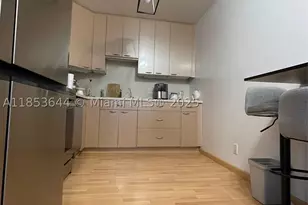[Address not provided], Hallandale Beach, FL 33009 - Photo 11