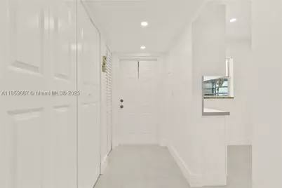 8320 Sands Point #M107, Tamarac, FL 33321 - Photo 9
