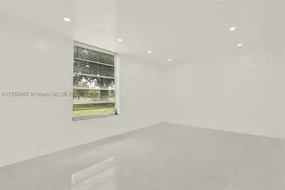 8320 Sands Point #M107, Tamarac, FL 33321 - Photo 13