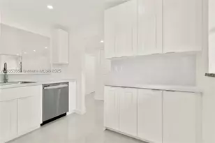 8320 Sands Point, Tamarac, FL 33321 - Photo 3