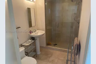 6365 Collins #3404, Miami Beach, FL 33141 - Photo 27