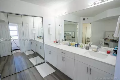 3530 Mystic Pointe #2509, Aventura, FL 33180 - Photo 23
