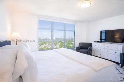 3530 Mystic Pointe #2509, Aventura, FL 33180 - Photo 21