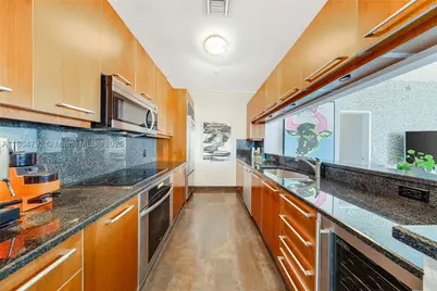 901 Brickell Key #3002, Miami, FL 33131 - Photo 5