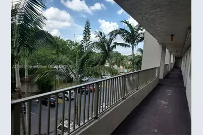 3940 Inverrary #402-A, Lauderhill, FL 33319 - Photo 3