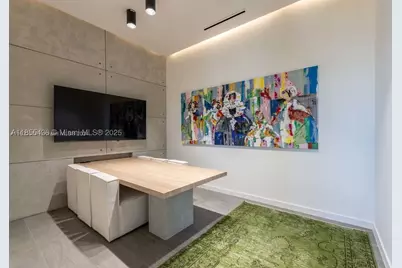 23 NE 17th #B4, Miami, FL 33132 - Photo 15