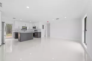 949 SE 5th, Deerfield Beach, FL 33441 - Photo 5