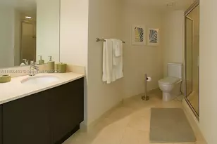 250 Sunny Isles, Sunny Isles Beach, FL 33160 - Photo 17