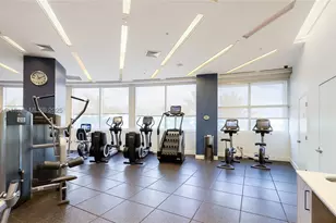 18001 Collins, Sunny Isles Beach, FL 33160 - Photo 27