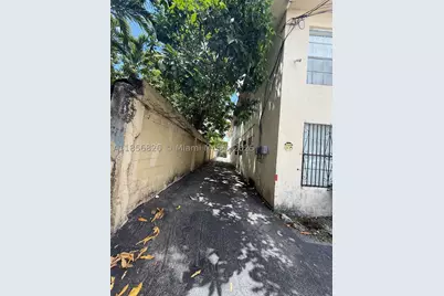 1520 SW 1st, Miami, FL 33135 - Photo 3