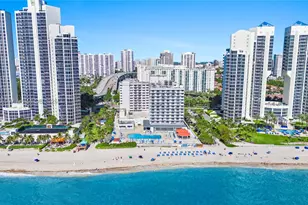 19201 Collins, Sunny Isles Beach, FL 33160 - Photo 35