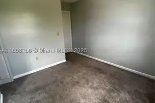 889 Hamilton, Homestead, FL 33034 - Photo 7
