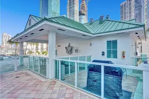 31 SE 5th, Miami, FL 33131 - Photo 23