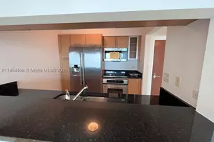 31 SE 5th, Miami, FL 33131 - Photo 5