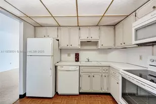 1965 S Ocean, Hallandale, FL 33009 - Photo 15