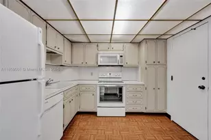 1965 S Ocean, Hallandale, FL 33009 - Photo 17