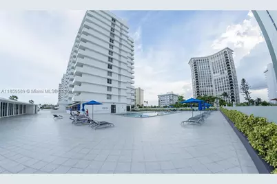 5601 Collins #1204, Miami Beach, FL 33140 - Photo 37