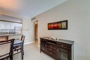 19380 Collins, Sunny Isles Beach, FL 33160 - Photo 9