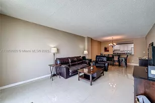 19380 Collins, Sunny Isles Beach, FL 33160 - Photo 15