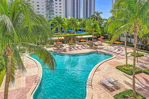 19380 Collins, Sunny Isles Beach, FL 33160 - Photo 33